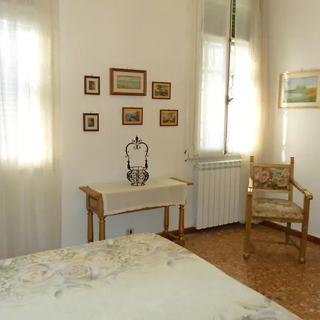 Giugovaz * Lido di Venezia